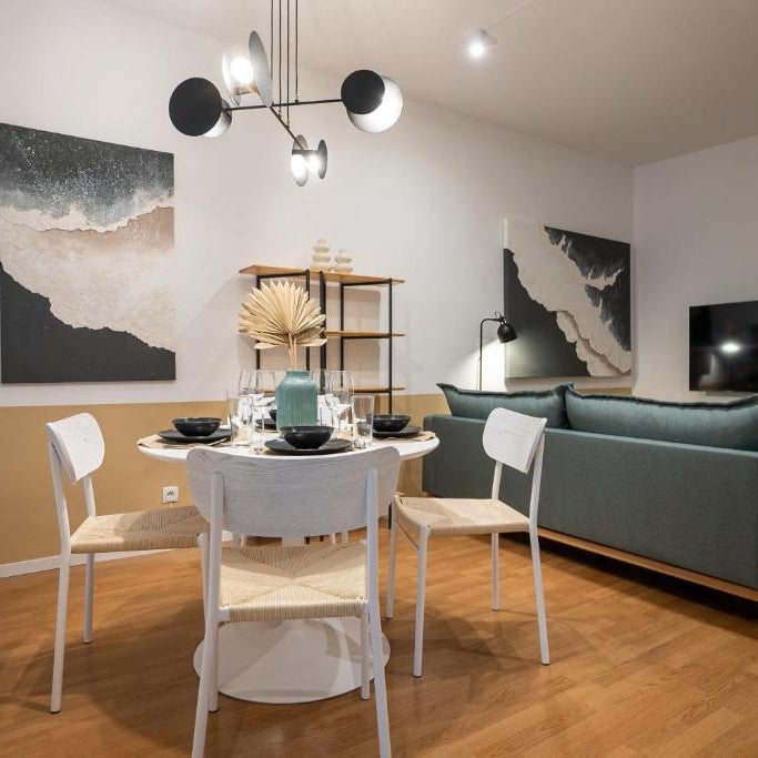 42 m2 central bright apartment with a terrace Thumbnail