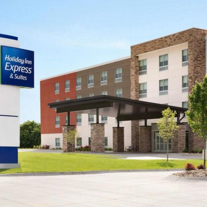 Holiday Inn Express & Suites Alton St Louis Area By IHG Thumbnail