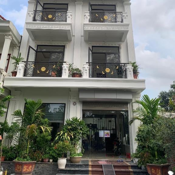 TAM COC HARBOR VIEW HOTEL