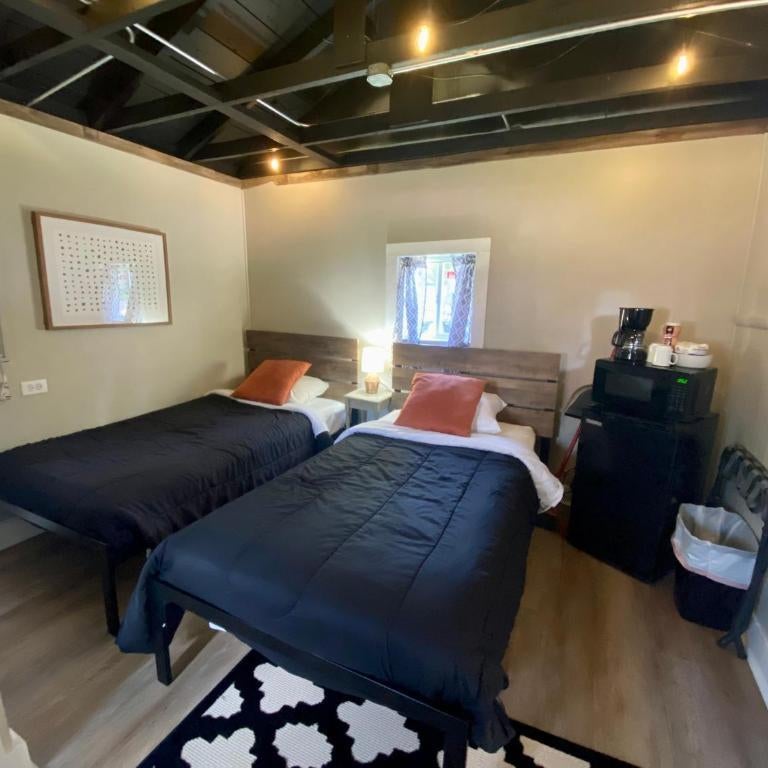 Cabin 9 at Horse Creek Resort Thumbnail
