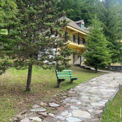 Bujtina Te Grima