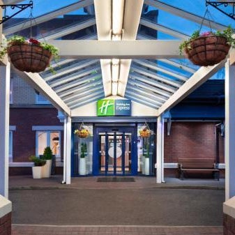 Holiday Inn Express Strathclyde Park M74, Jct 5 By IHG