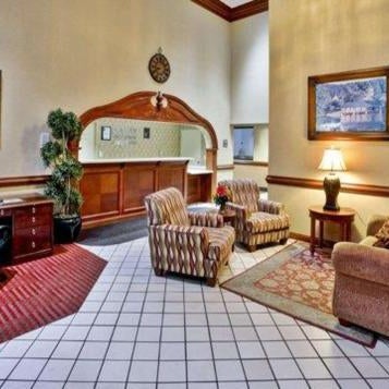 Quality Inn & Suites Somerset Thumbnail