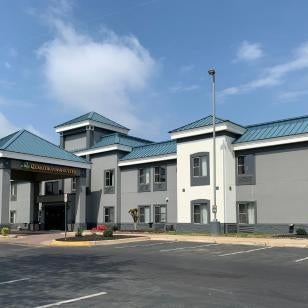 Quality Inn & Suites Quantico Thumbnail