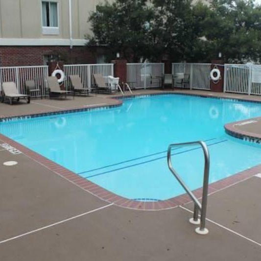 Holiday Inn Express Hotel & Suites Starkville By IHG Thumbnail