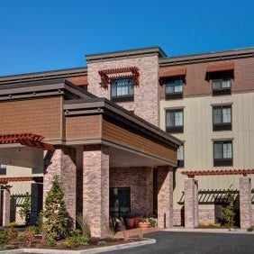 Hampton Inn By Hilton & Suites Astoria, Or Thumbnail