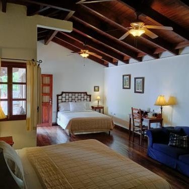 Hotel Don Udos Bed & Breakfast Thumbnail