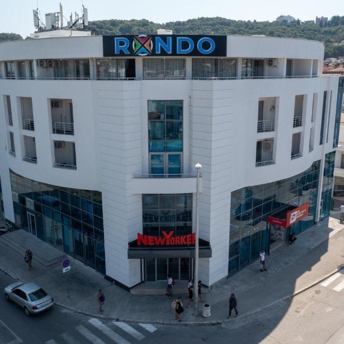 RONDO Studio & Apartments
