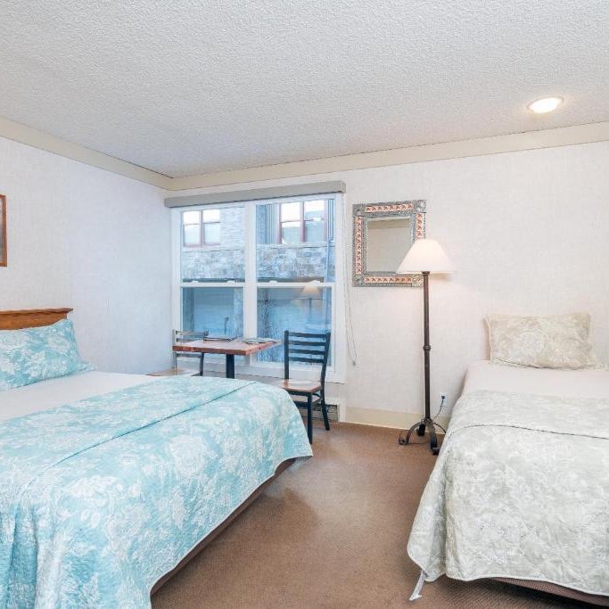 Mountainside Inn 315 by Alpine Lodging Telluride