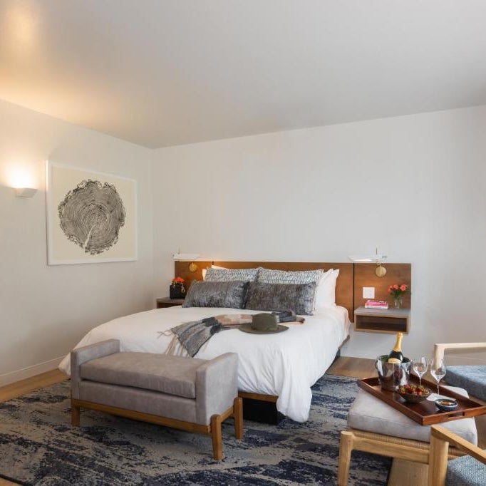 Carmel Beach Hotel Thumbnail