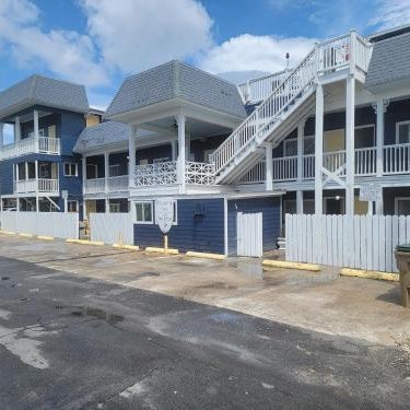 Atlantis Inn - Tybee Island Thumbnail