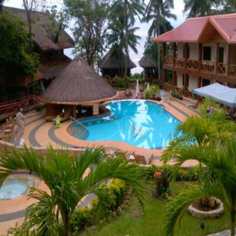 Nataasan Beach Resort and Dive Center