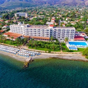 Calamos Beach Family Club