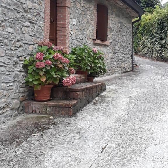 Old Village Linda Borgo Diffuso tra Lunigiana e Cinque Terre