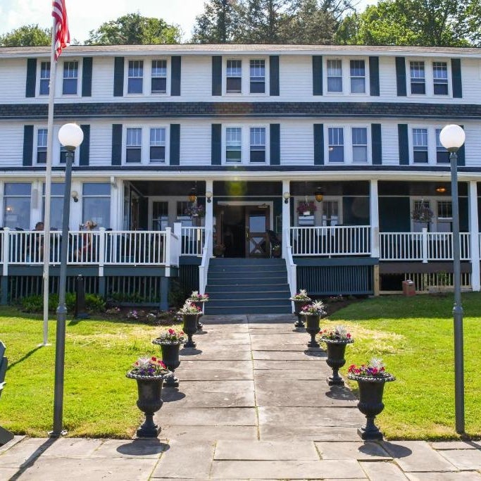 Chestnut Inn at Oquaga Lake