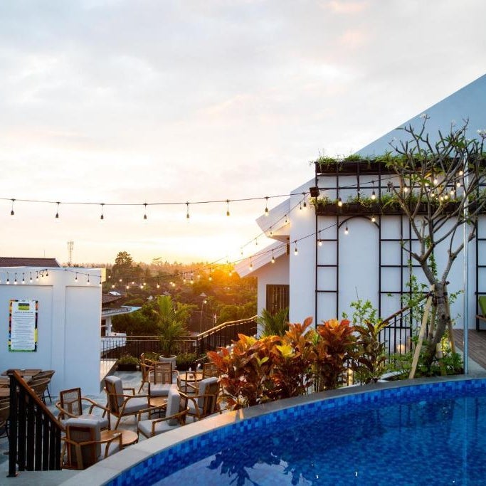 RV Hotel Gianyar Thumbnail