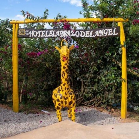 HOTEL CAMPESTRE ABRAZO DEL ANGEL