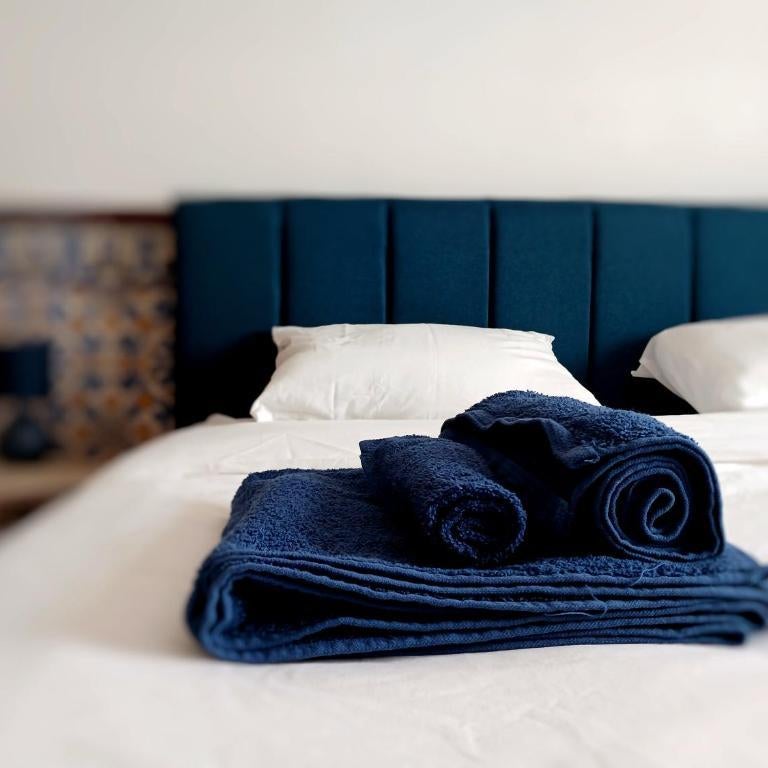 Rooms 10 mins walk from train station! Thumbnail