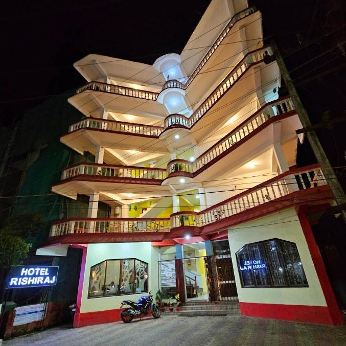 Hotel Rishiraj