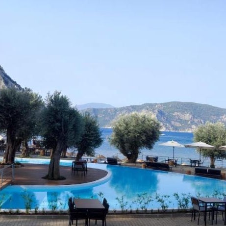 Z-Villas Beach Hotel