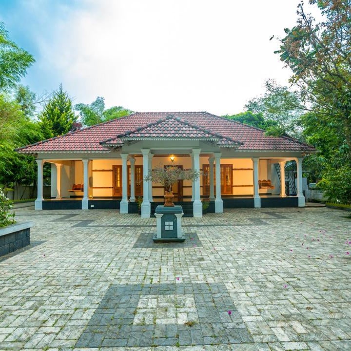 Spezia Natural Resort Thekkady by VOYE HOMES