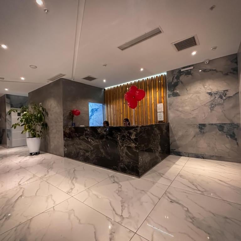 MIRAFLORES CITY HOTEL