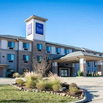 Sleep Inn & Suites Center Thumbnail