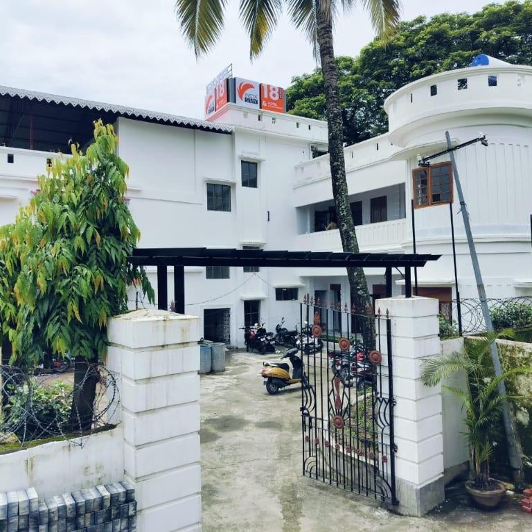 Hotel Insta 18