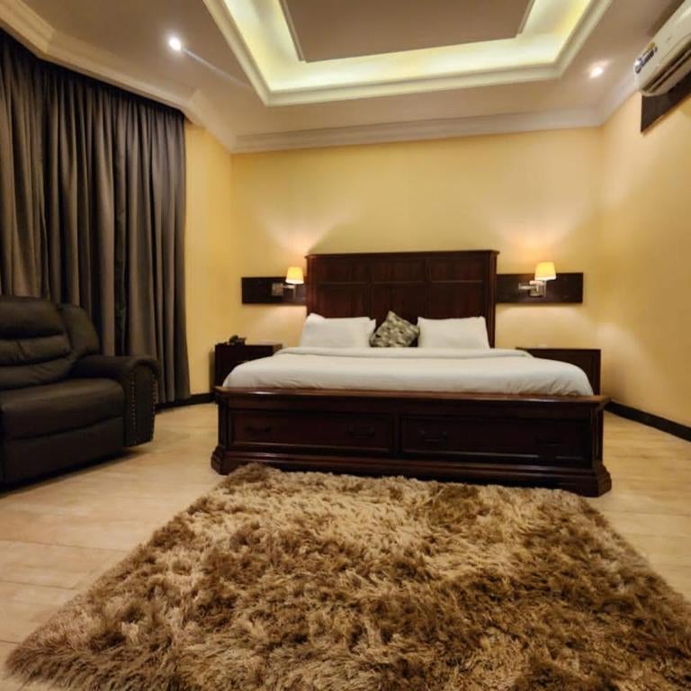 Brava Hotel Thumbnail