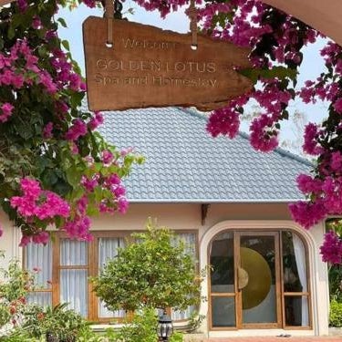 GOLDEN LOTUS SPA & HOMESTAY
