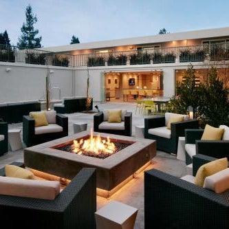 Hotel Lucent Thumbnail