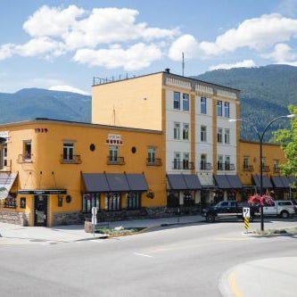 Adventure Hotel Thumbnail