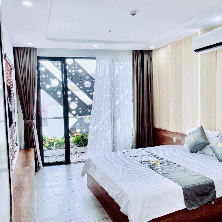 T&T Luxury Hotel