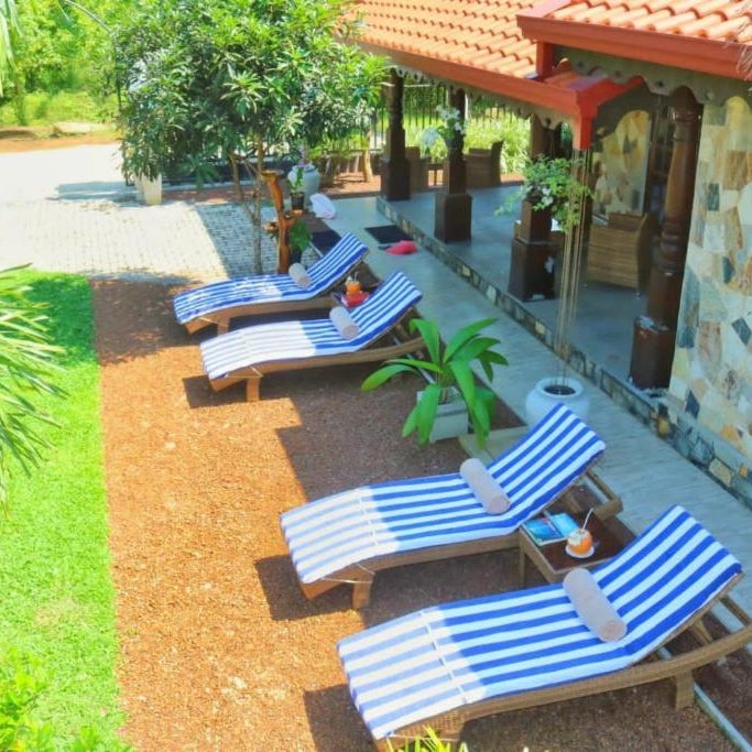 Villa Svara Thumbnail