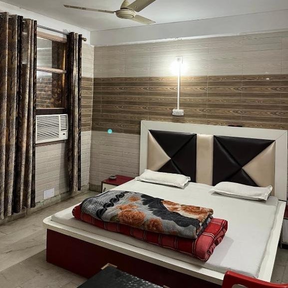 Dream Land Hotel
