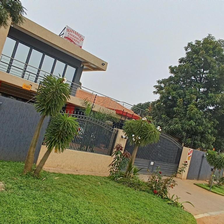 Manasseh Guesthouse