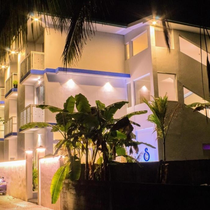 Silver County Fuvahmulah Diving Hotel