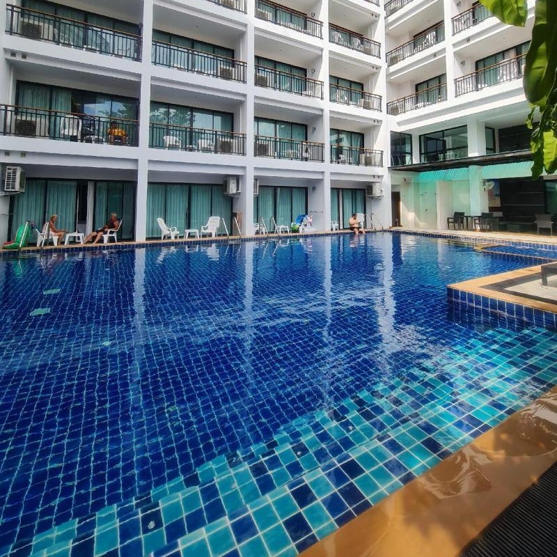 Paripas Patong Resort Thumbnail