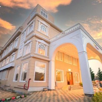 Hotel Utsav Square