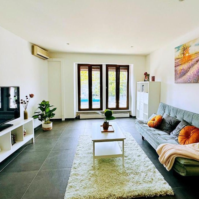 Montreux lake side apartment! Thumbnail