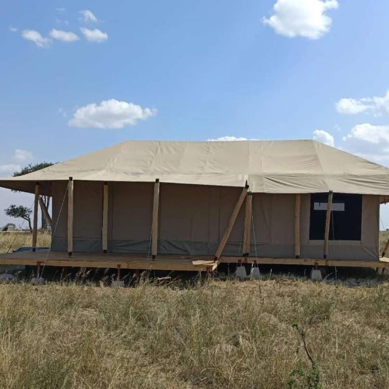 Malaika Seronera Luxury Camp