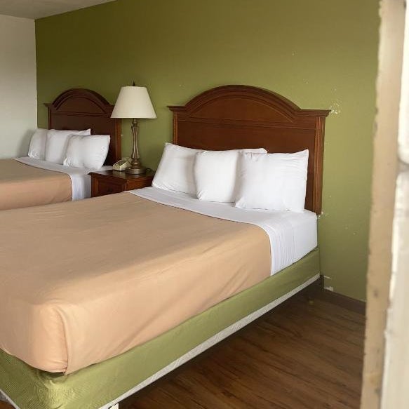 Relax Inn & Suites Thumbnail