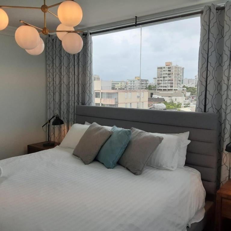 1954 Modern Apartment San Juan Wifi AC