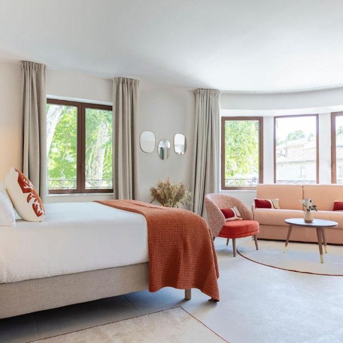 Hôtel et Restaurant La Bastide Bourrelly - Mathias Dandine Thumbnail