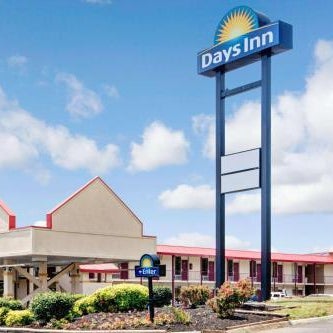 Days Inn by Wyndham Knoxville West Thumbnail