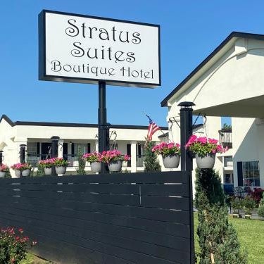 Stratus Suites Boutique Hotel Thumbnail