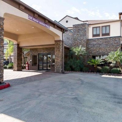Comfort Suites Lake Jackson Clute Thumbnail