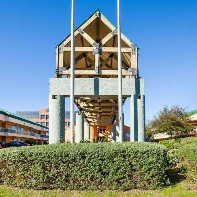 Rodeway Inn & Suites Fiesta Park Thumbnail