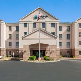Mainstay Suites Airport Thumbnail