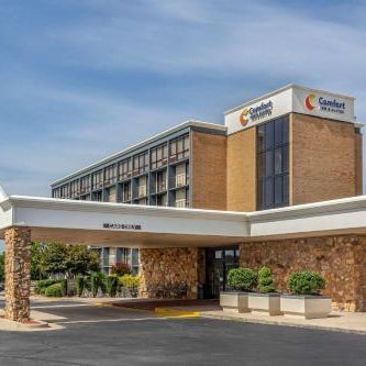 Comfort Inn & Suites Thumbnail